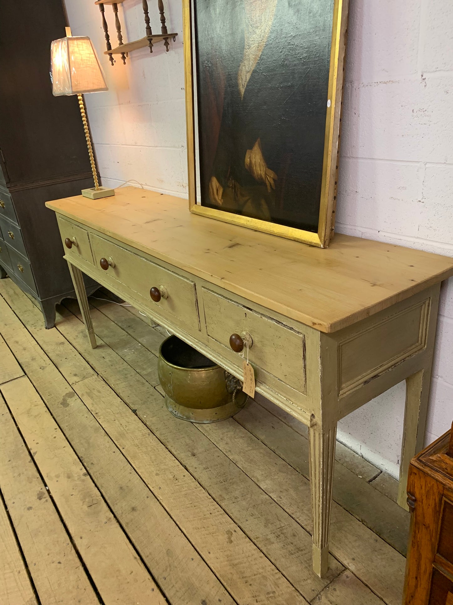 Painted Pine Server