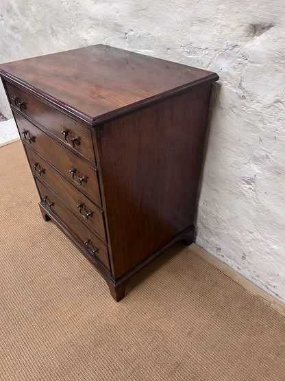 Mahogany Chest of Drawers