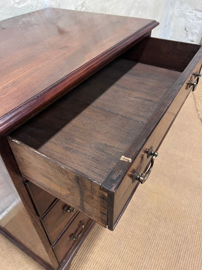 Mahogany Chest of Drawers