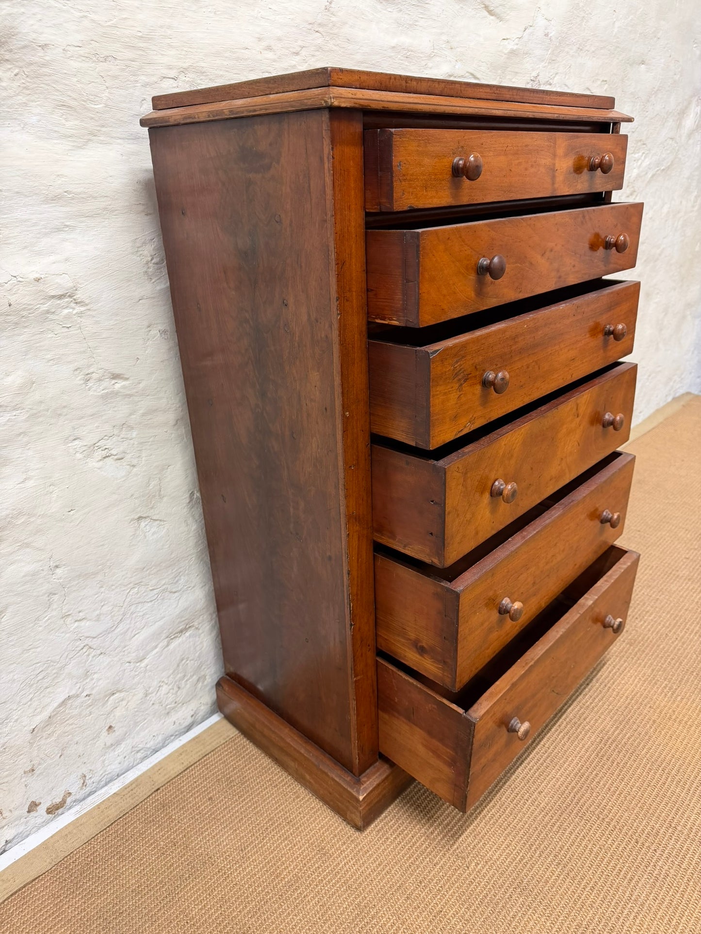 Antique 6 drawer Wellington Chest