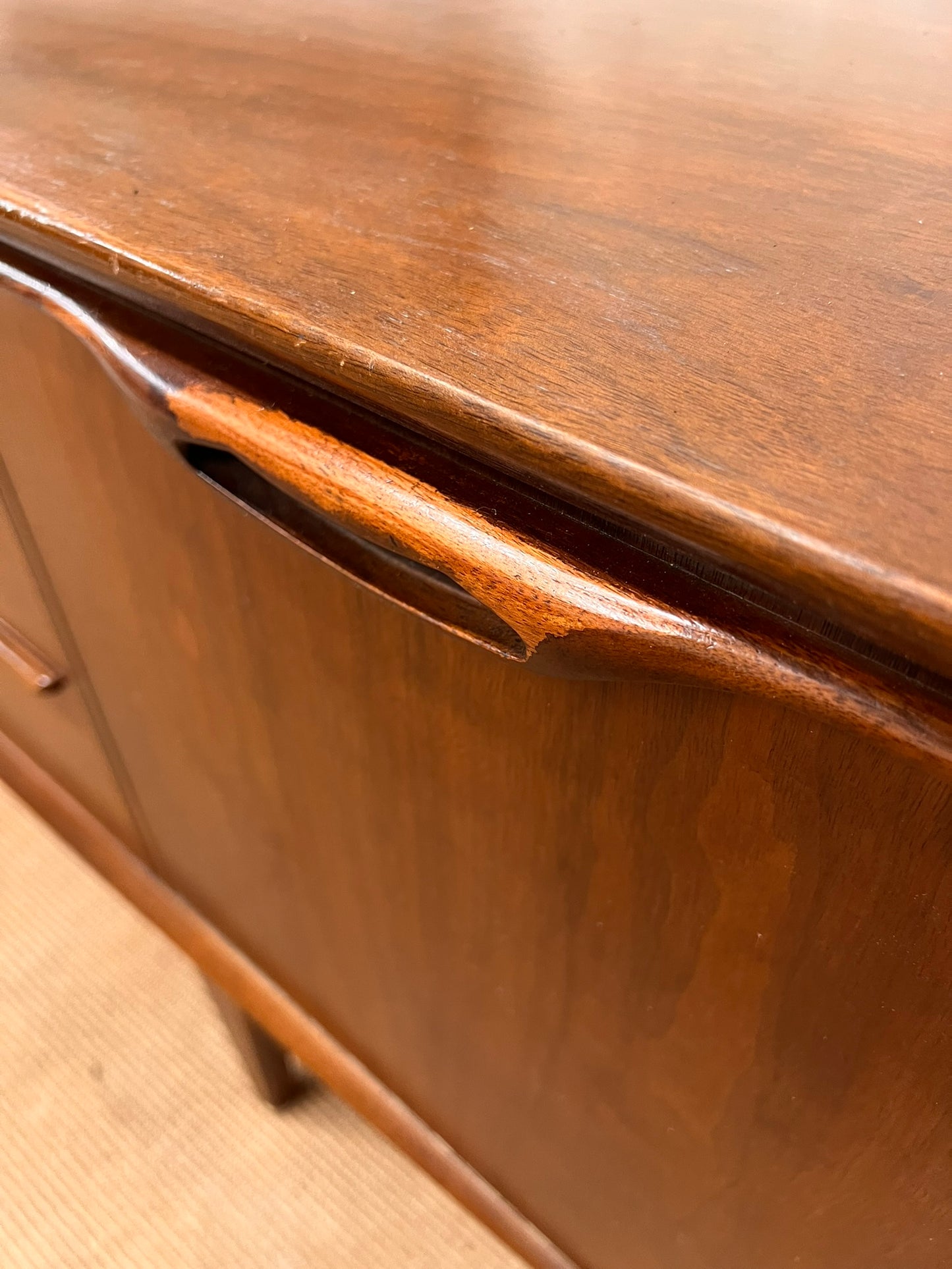 Vintage Teak Server Ca 1970