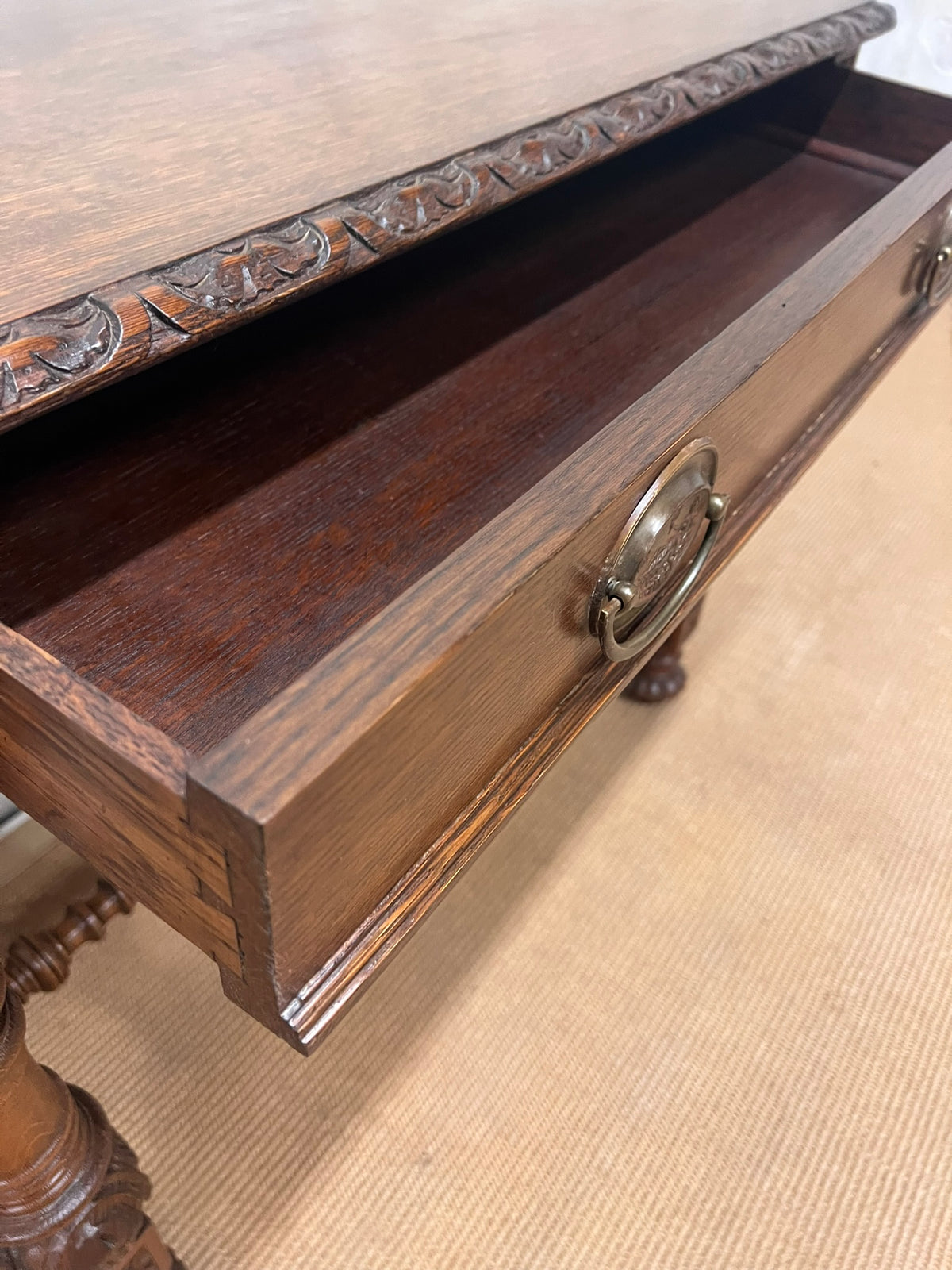 Oak Table or Desk-RM 259