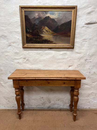 Pine Side Table-RM 272
