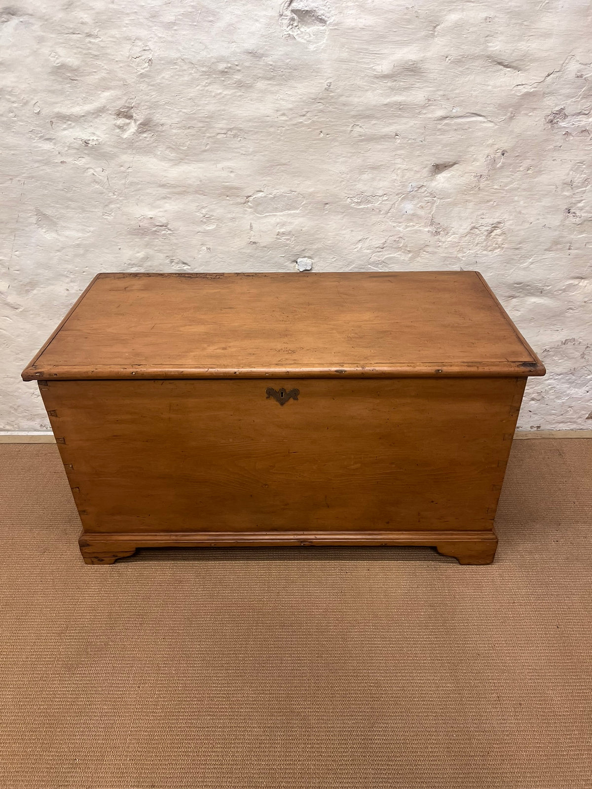 Pine Blanket Box-RM 281