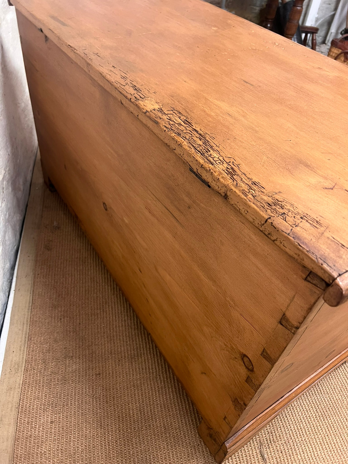 Pine Blanket Box-RM 281