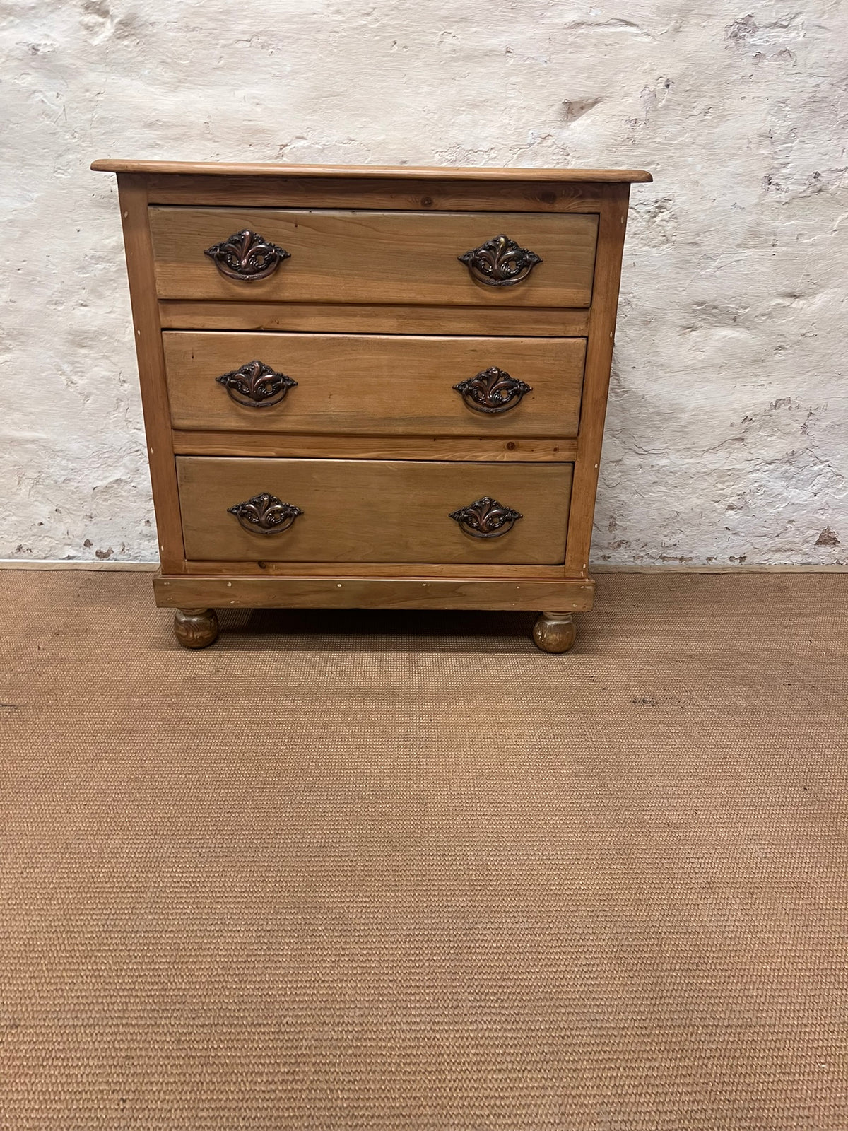 Pine Chest- RM 282