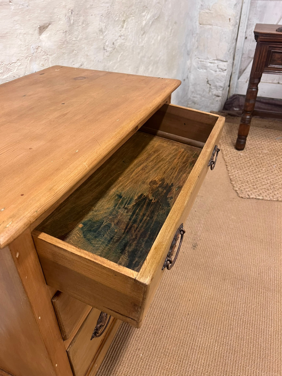 Pine Chest- RM 282