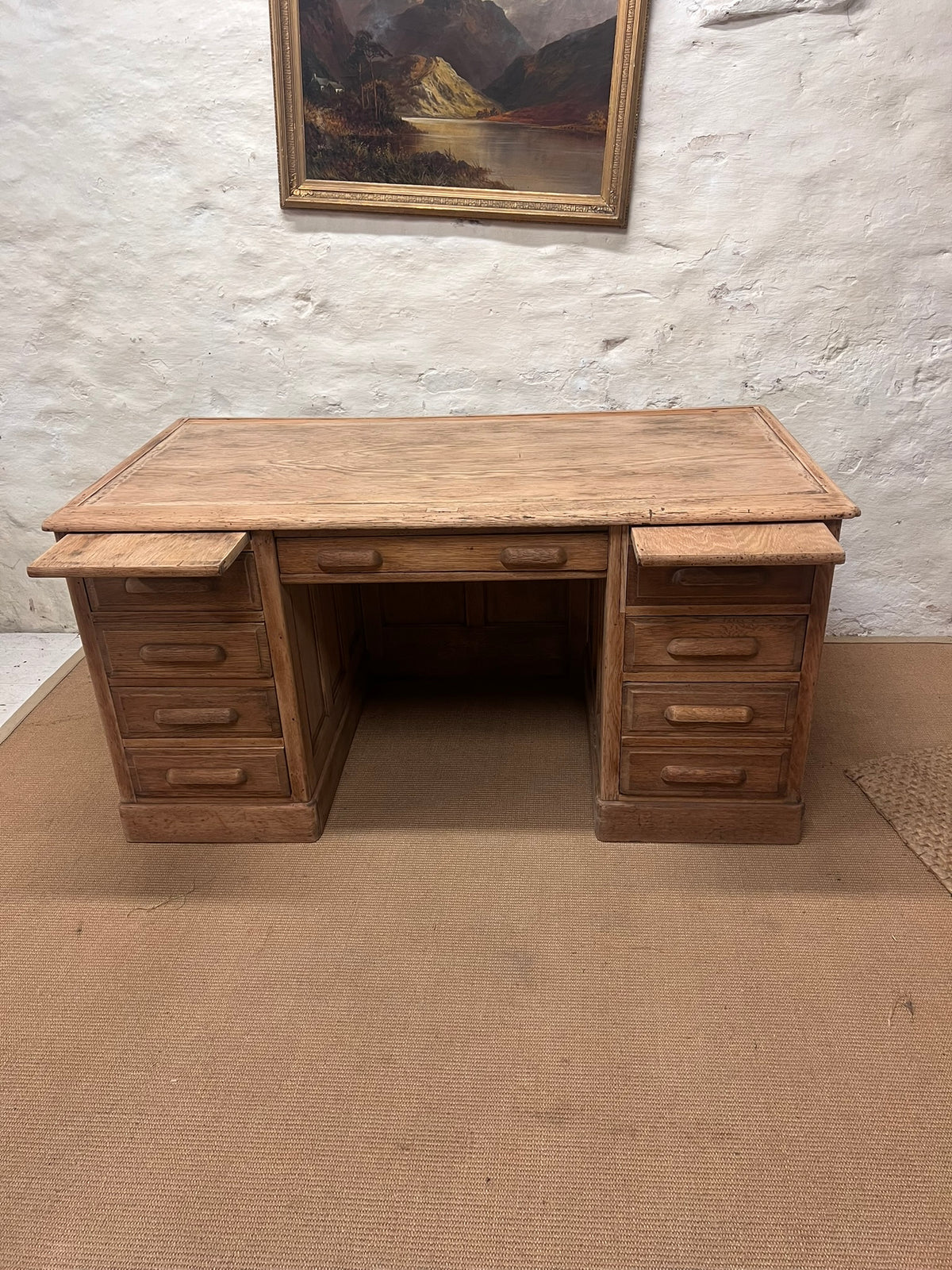 Pedestal Desk-RM 285