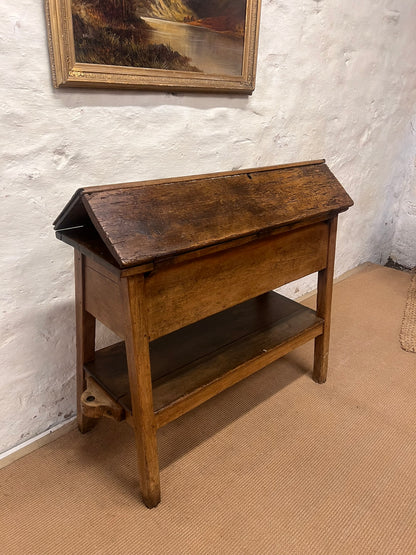 Antique Saddle Rack-RM 301