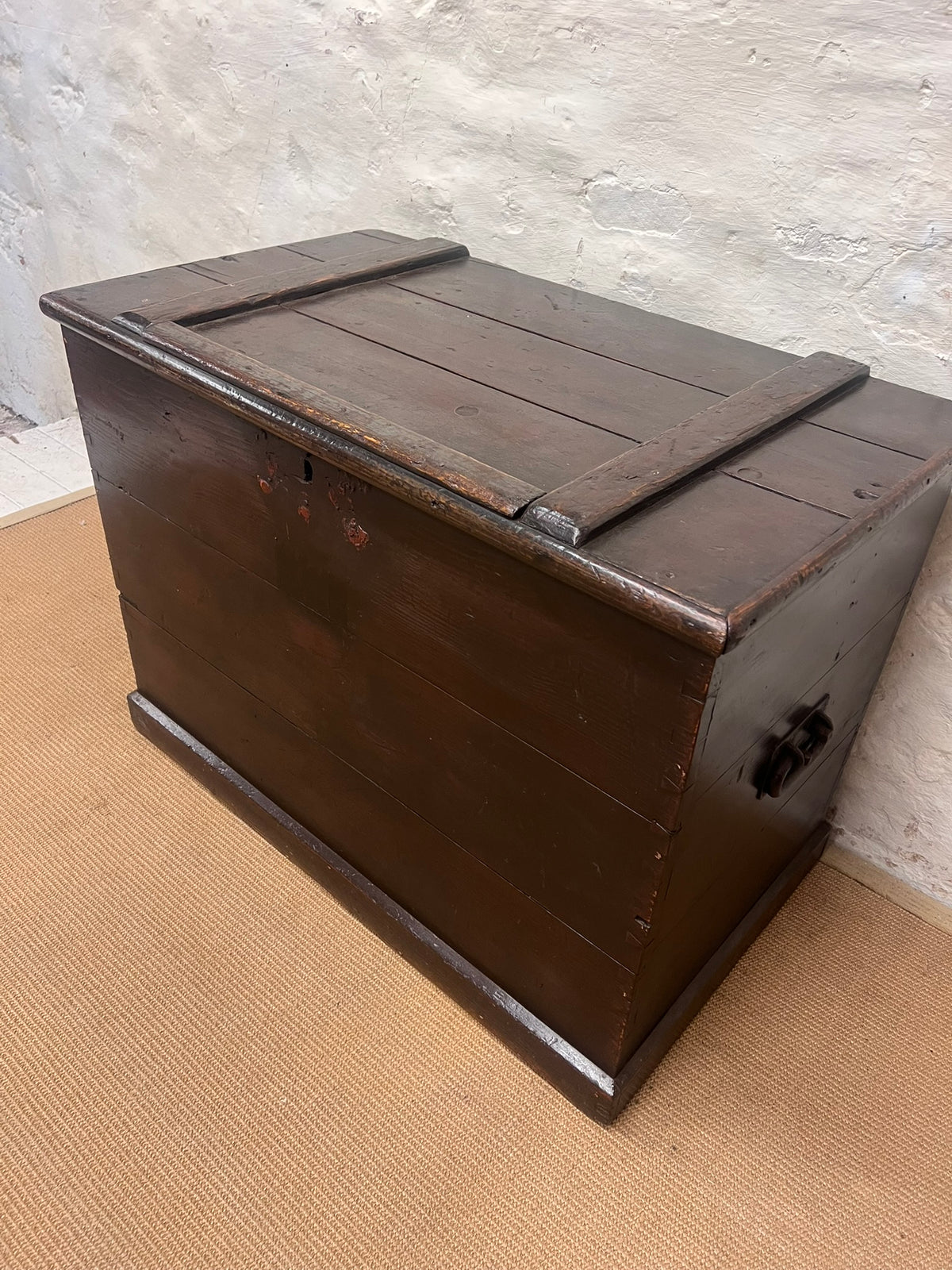 Antique Pine Strongbox chest  RM304