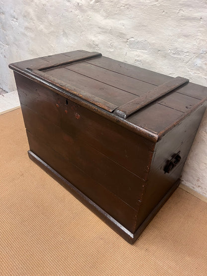 Antique Pine Strongbox chest  RM304