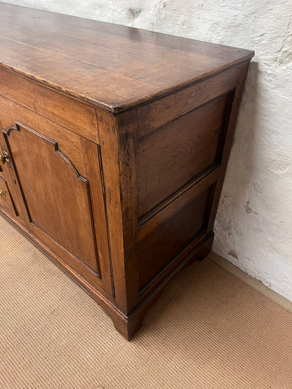 English Antique Oak Dresser with removable  Plate Rack RM 305
