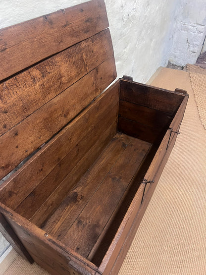 Antique Pine Champagne Trunk RM 337