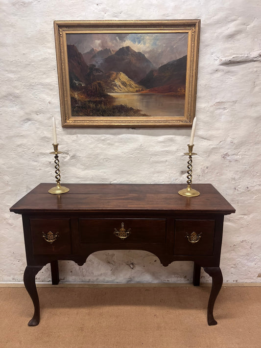 Antique Oak Sever/Sofa/Side Table RM 338