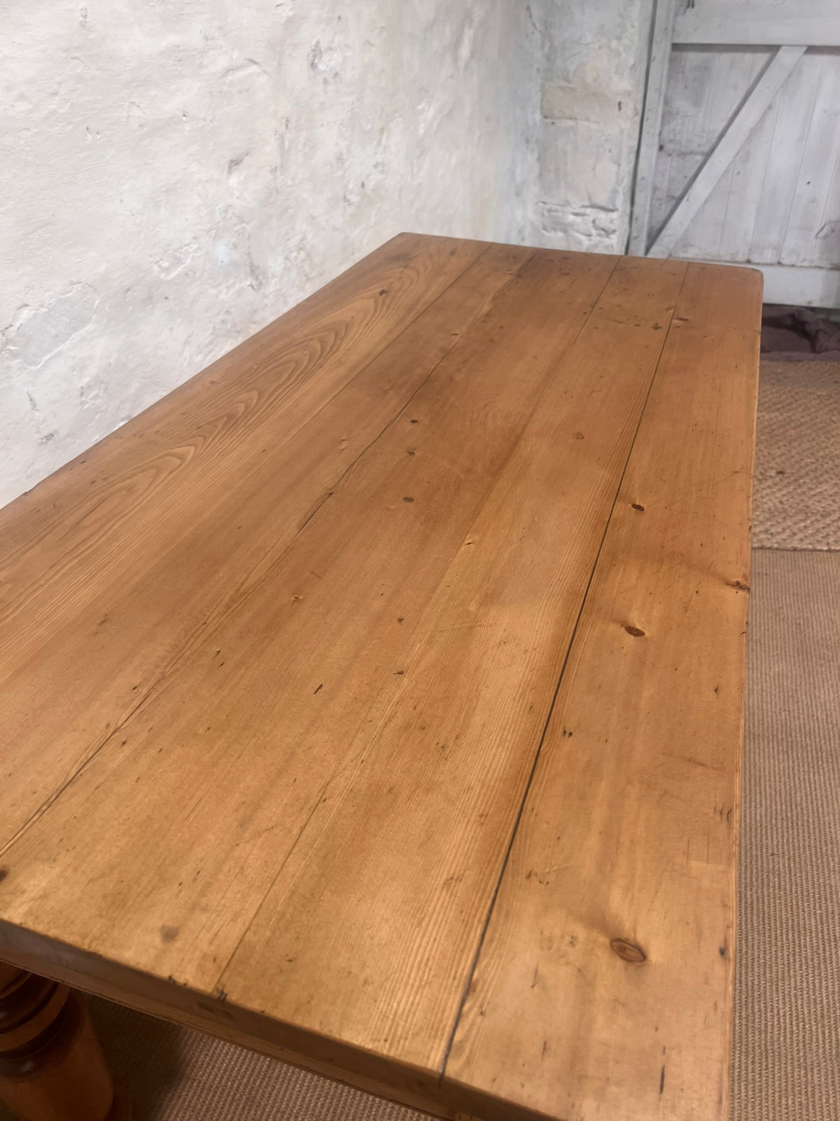 Antique Pine Table   RM 361