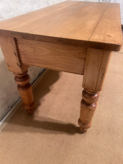 Antique Pine Table   RM 361