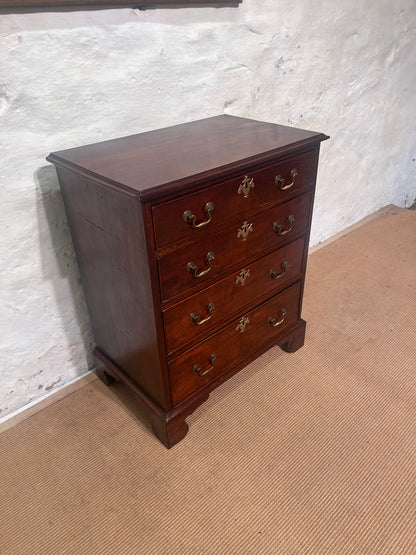 Antique Mahogany Chest of Drawers RM 364