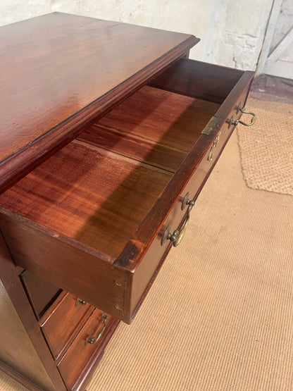Antique Mahogany Chest of Drawers RM 364
