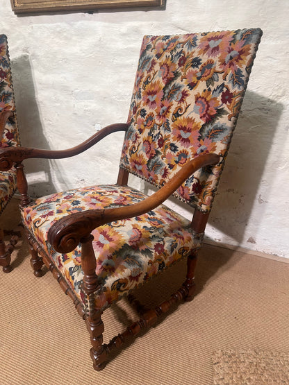Pair of French walnut Fauteuil Arm Chairs   RM 366