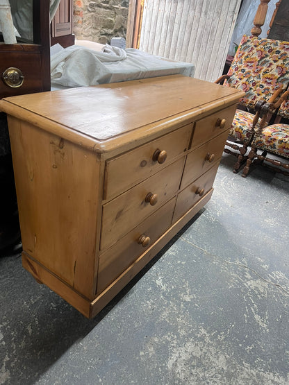 English Antique Pine Chest  RM 368