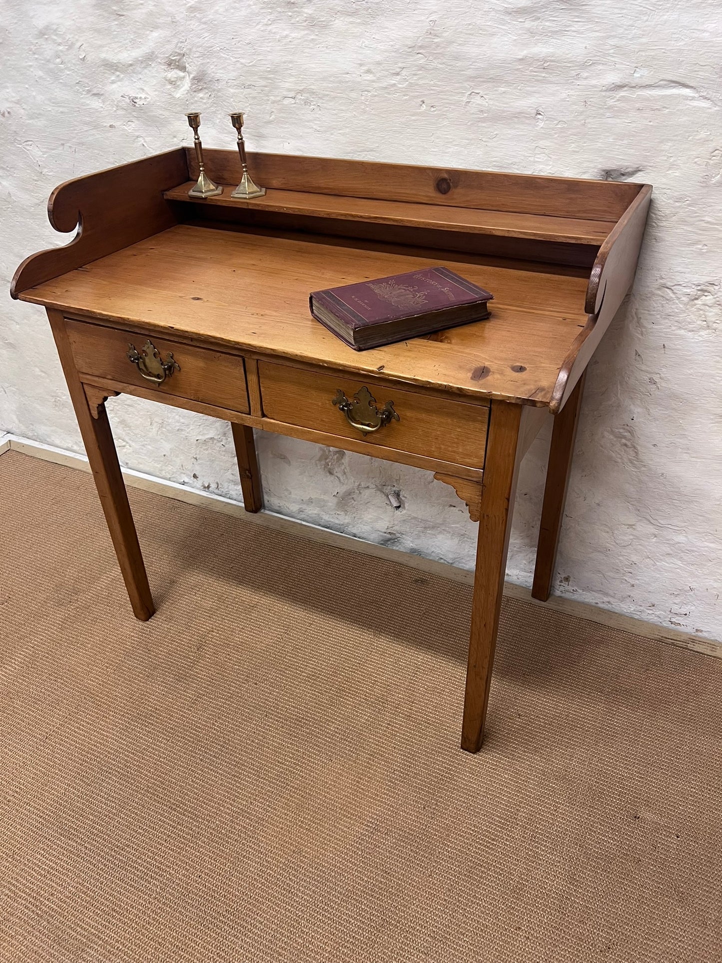 English Antique Pine Table