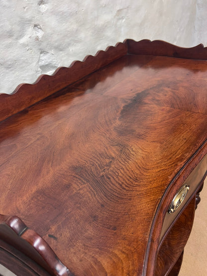 Serpentine Front Buffet Stand