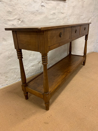 French Pine Server